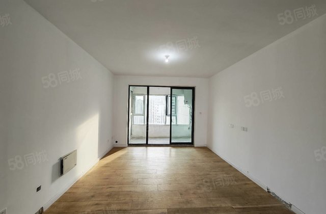 东边户 长江路文苑对过 锦绣学府三室双卫免大税