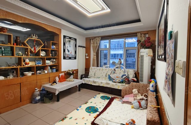 东昌本部，一品家苑，中巨，中层户型好，三室两厅，方便看房