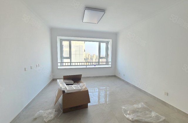 开发区 现代御园次新房 送车位 东边户 随时可以看房