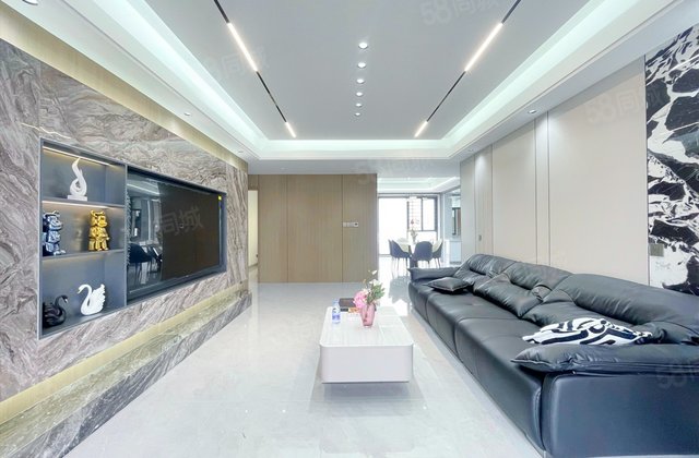 富基世纪公园银杏园4室2厅137.97㎡86.8万二手房图片