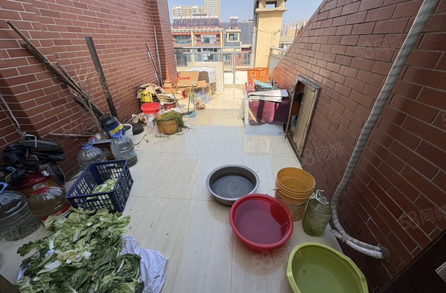 赠储藏室！60平漏台！实验东昌！电梯洋房！免大税御润好家