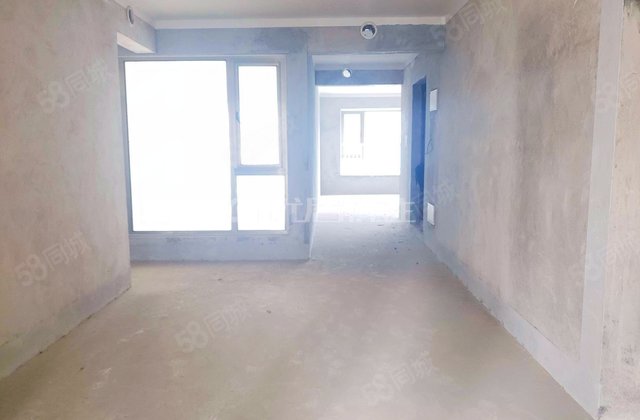 中天未来方舟D13组团5室2厅205.96㎡155万二手房图片