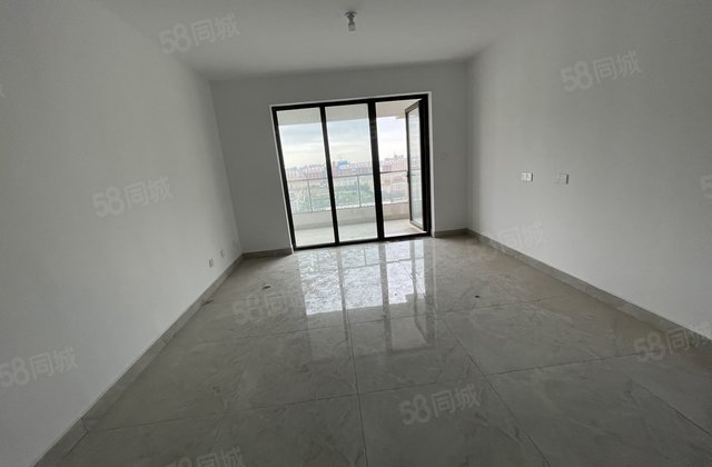 市医院！水城中学附近，电梯一手房单价5900，无费用急售