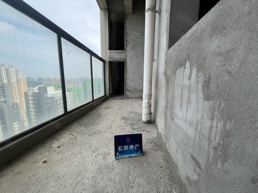 腾龙国际1室1厅1卫55㎡南北26万