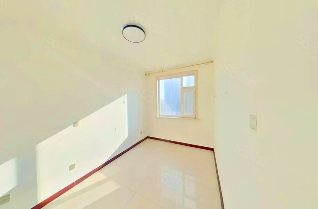 荣鼎康城(C区)2室1厅65㎡42.5万二手房图片