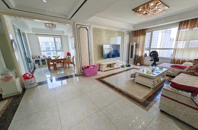 昌润莲城  凤凰楼层  东边户 户型超棒  带车位储藏室