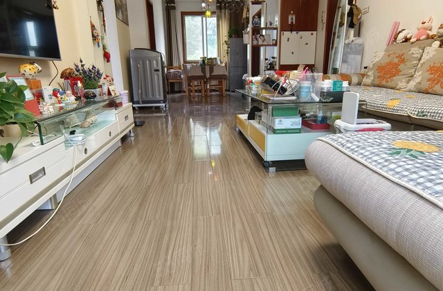 新西苑小区2室2厅1卫101㎡南北23.8万