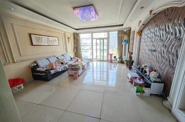 东昌湖边 实验 四居室 带40平车库 满五