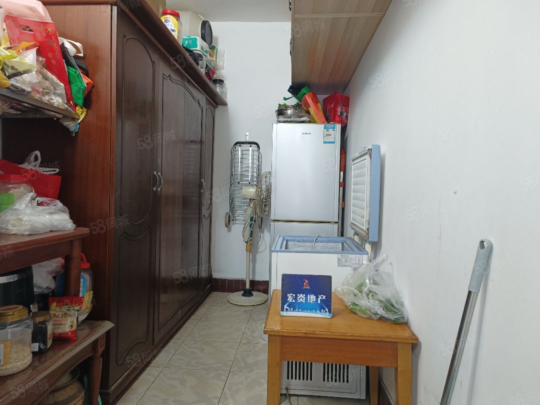 铁兵花园3室2厅1卫95㎡南北48万