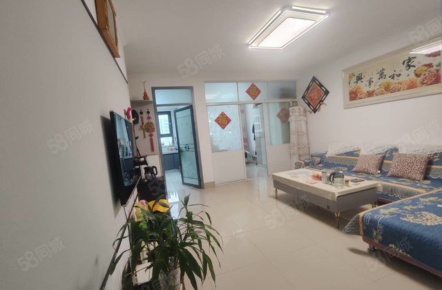 急售！紧邻七中！怡景  ！精装！3室！停车方便！送储！