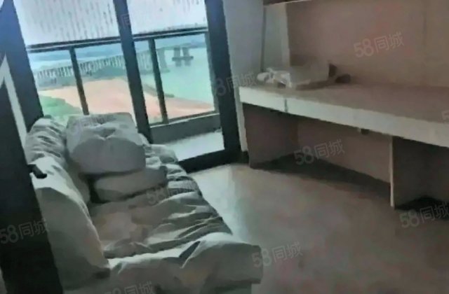 招商臻湾府4室2厅105㎡113.5万二手房图片