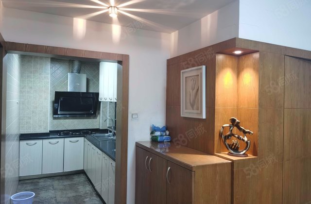 东玺门3室2厅139.74㎡127万二手房图片