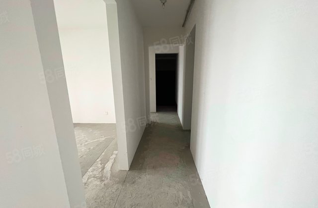 中梁金坛壹号院3室2厅114.9㎡93.8万二手房图片