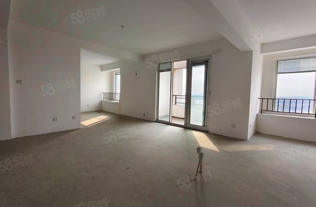 水畔兰庭3室2厅150.28㎡72万二手房图片