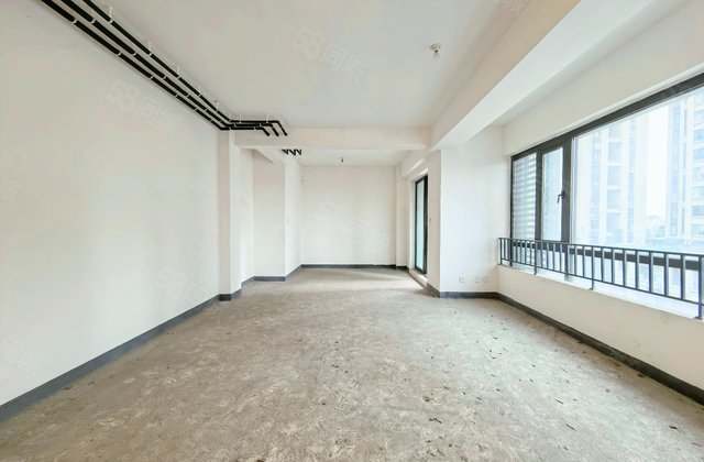 蓝光雍锦园4室2厅152.76㎡380万二手房图片