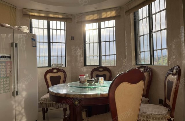 皇庭丹郡3室2厅118.1㎡65.8万二手房图片