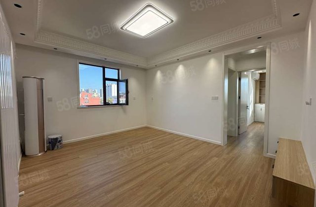 急售兴华路   东昌中学 东边户     钟到   送储藏室