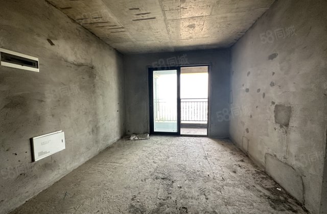 力标澴河壹号院3室2厅2卫117㎡南北48万