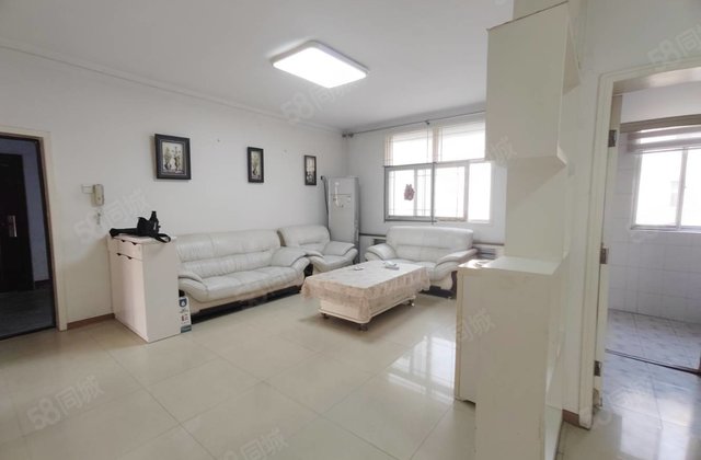 日月苑3室2厅116㎡35万二手房图片