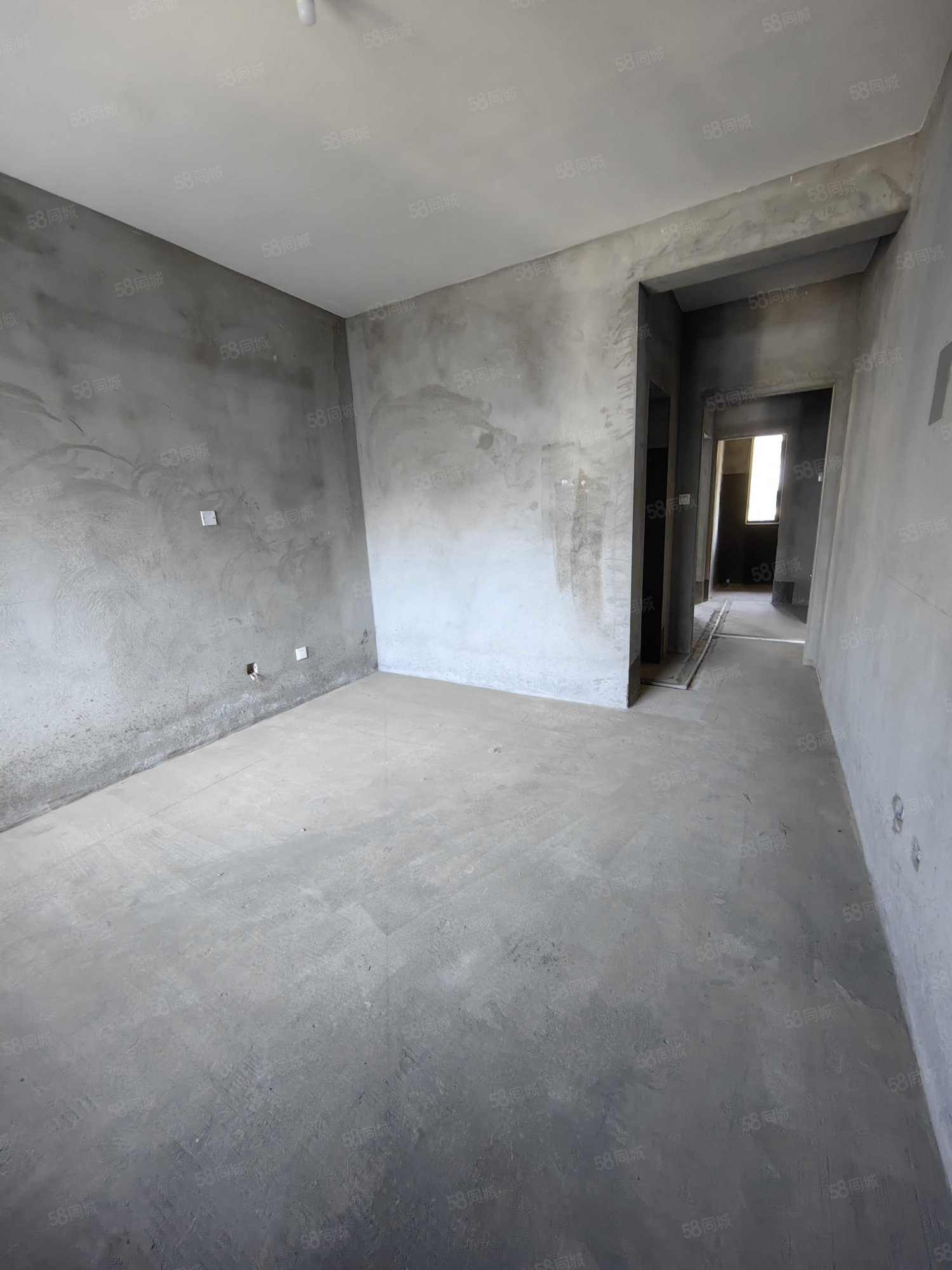 佳源星港城3室2厅2卫126.28㎡南北67万