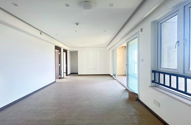 万科金域华府4室2厅126㎡92万二手房图片