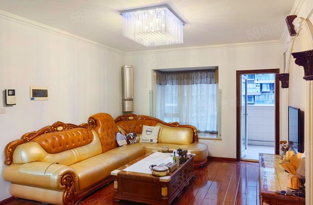 榕树岭4室2厅119.15㎡129万二手房图片