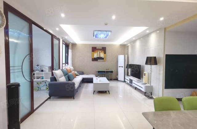 水城华府 交通便捷 中间楼层 装修好 有电梯 医疗配套成熟