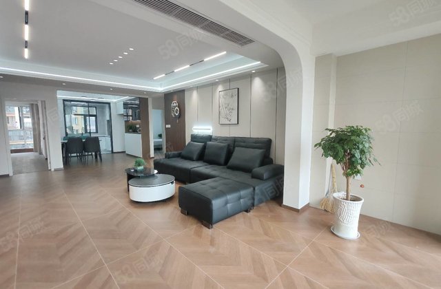 西雅半岛3室2厅134㎡65.8万二手房图片