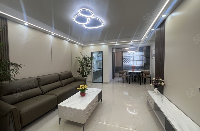 秀水苑 名人苑离湖边200  送全屋定制2016年新房精装修