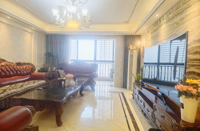 普华浅水湾(北区)4室2厅162.29㎡215万二手房图片