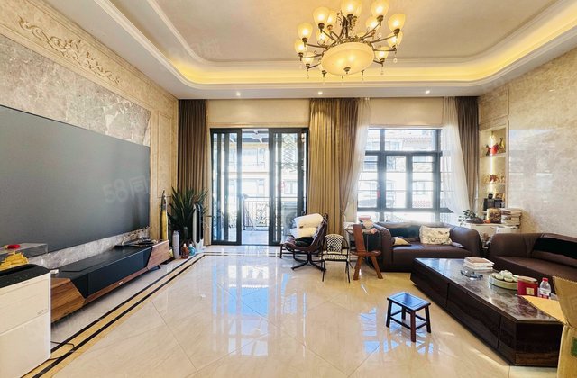 万科红郡5室2厅283㎡1850万二手房图片