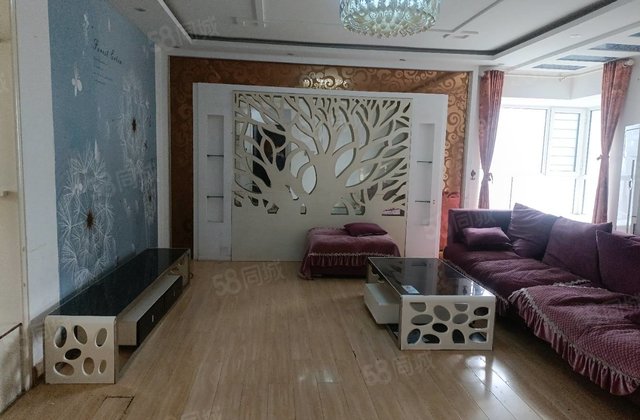 光明  对过 阿尔卡迪亚四期 8楼东边户送车储 价格可议 免