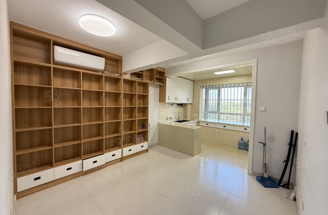 文轩中学 商品房 南北通透 带车位 全屋精装 正规两室随时看