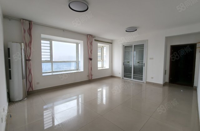 汽车总站。东昌分校。金柱康城。电梯边户三室