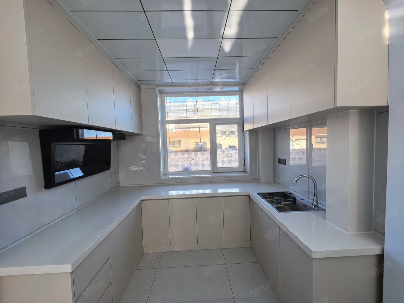 乌煤公司生活小区2室2厅1卫78㎡南北38万