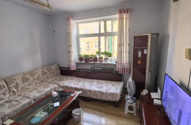 人民路49号院1室1厅43㎡22万二手房图片