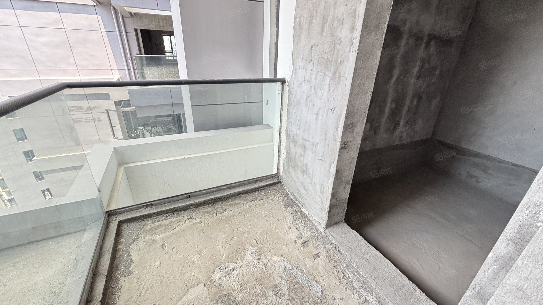 天秀湾5室2厅4卫254㎡南北268万