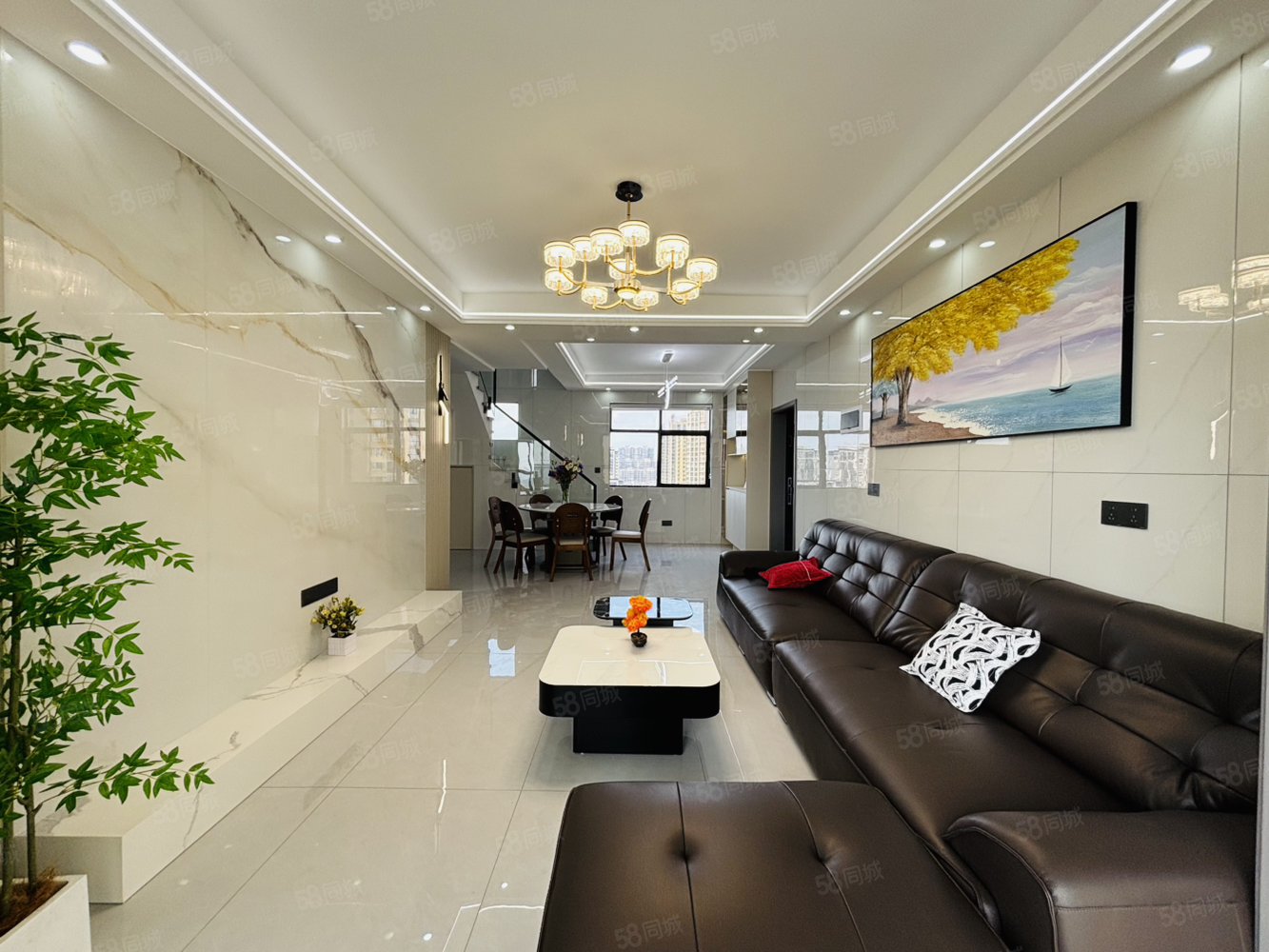 香槟国际5室2厅2卫130㎡南北69.8万