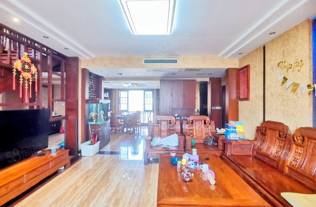 卓越蔚蓝海岸(二期)7室2厅233.15㎡320万二手房图片