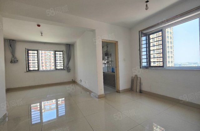 新出急售！ 先锋社区 东边户！好楼层！采光好！ 光岳一号院