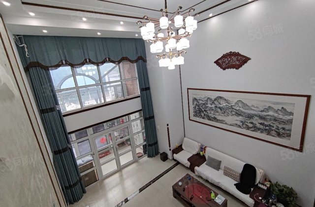 金碧辉煌大别墅！英伦花园地上二层负一层共三层 免大税带车位