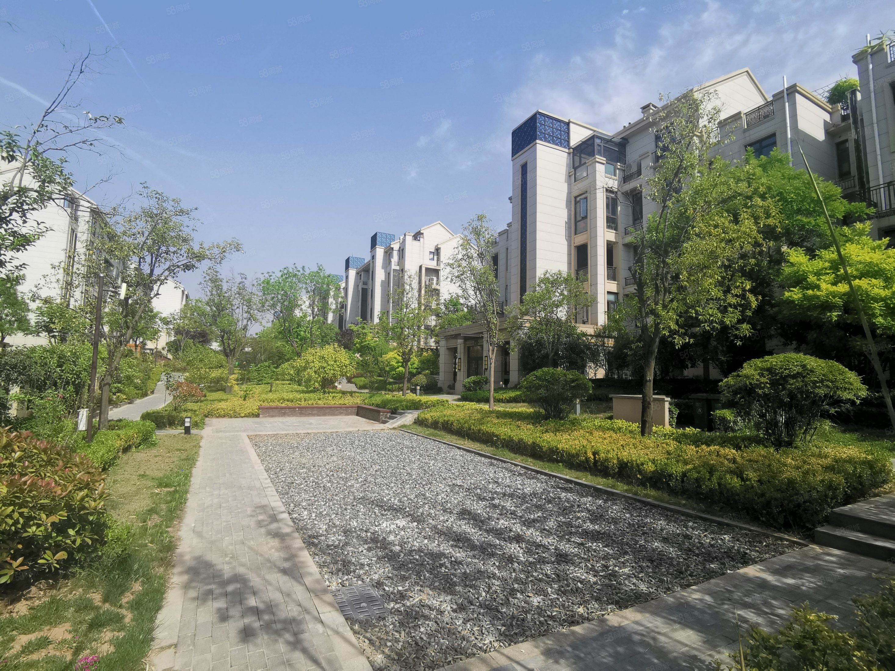 西安南郊 千亩公园旁 洋房别墅区 大平层 绿地城洋房 诚心买