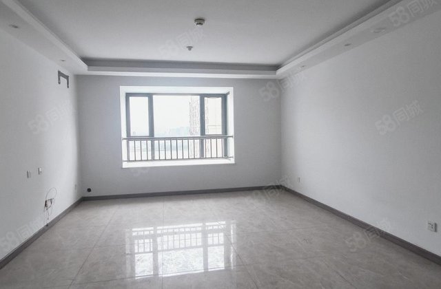 观景房!东边户精装带车位储藏室，中高楼层，南北通透，全天采光