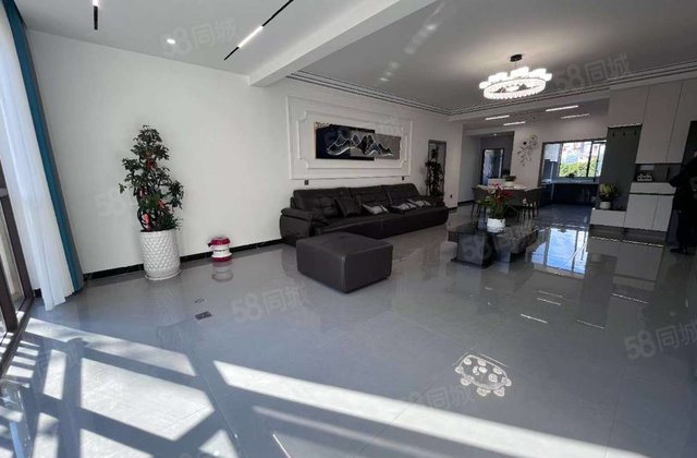 在水一方碧翠园3室2厅134.6㎡79.8万二手房图片