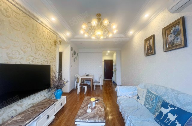 蓝润锦江春天3室2厅69.94㎡133万二手房图片