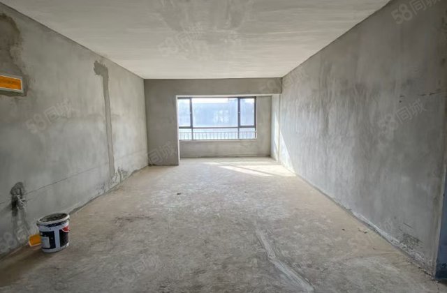 团昇花园4室2厅142.2㎡61.8万二手房图片
