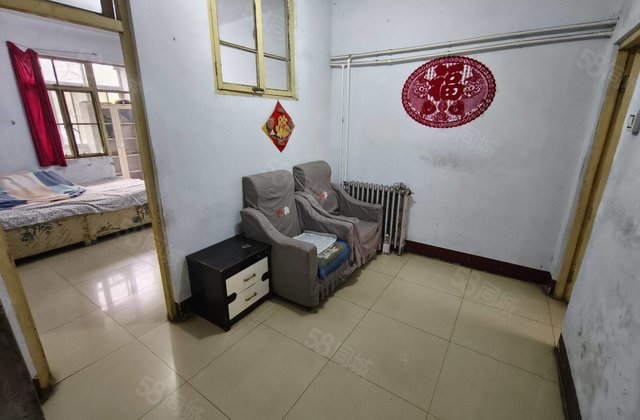 矿务局机关家属院2室1厅60㎡7万二手房图片