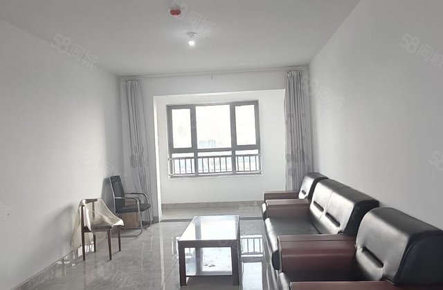 房！莲湖新城精装三室！送车位！送储藏室！免大税！