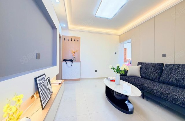 南基地小区2室1厅60㎡29.8万二手房图片