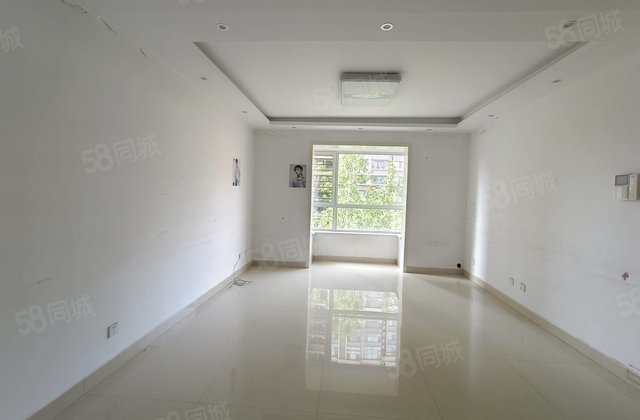 开发区东昌 东昌丽都三室 小高层 带车位地下室免大税